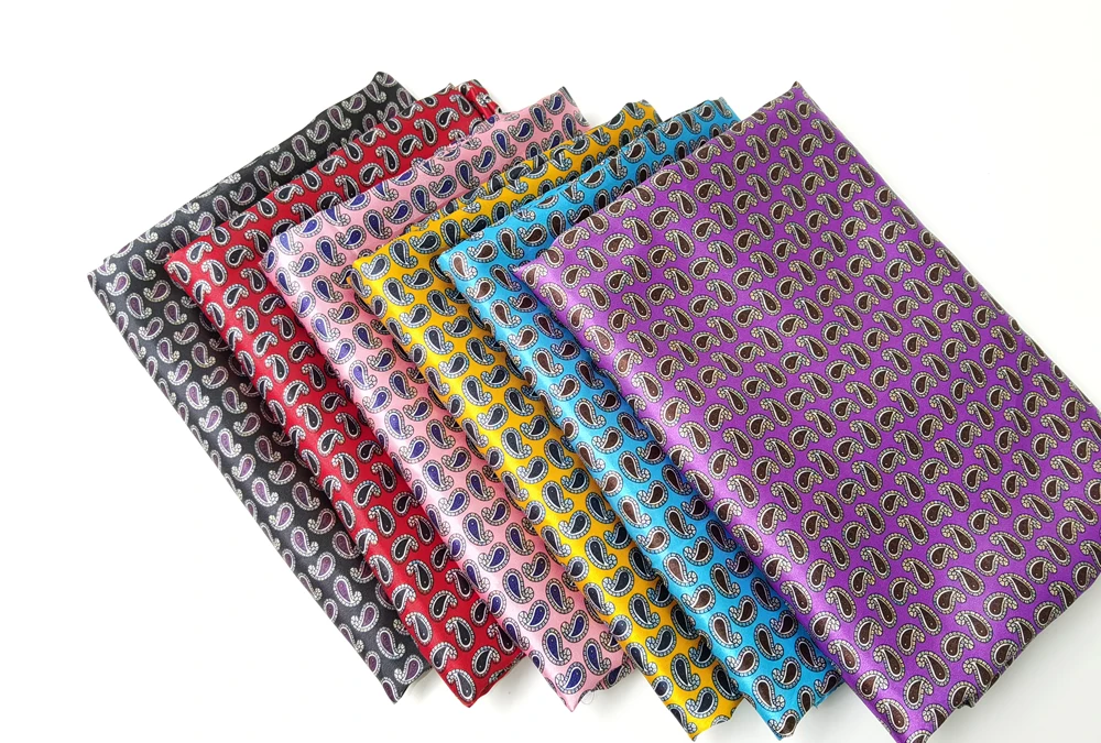 1 Meter x 1,48 Meter ethnischer Paisley-Stoff für Schal, Hut, DIY, seidiger Satinstoff – Detail 3