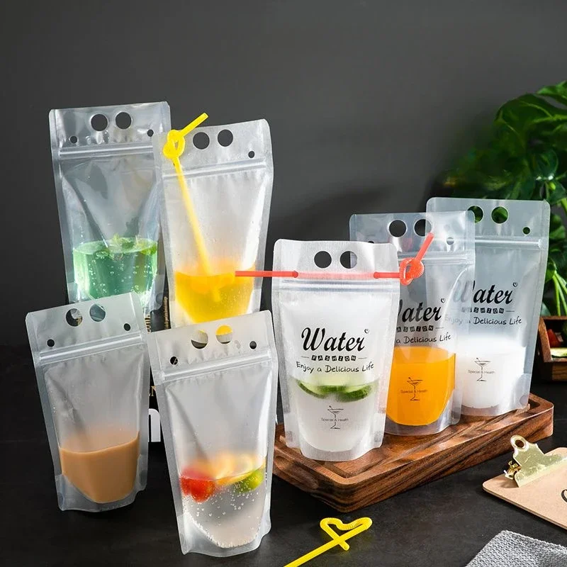 100pcs Disposable Beverage Stand Up Pouch Self Sealing Bag for Frosted Milk Tea and Juice Portable Handheld Bag for Juice Coffee