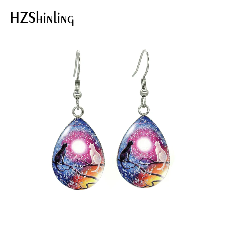 New Vintage Kittens and Moon Paintings Tear Drop Fish Hook Earrings Cute Cats Moon Glass Cabochon Jewelry Dangle Earrings