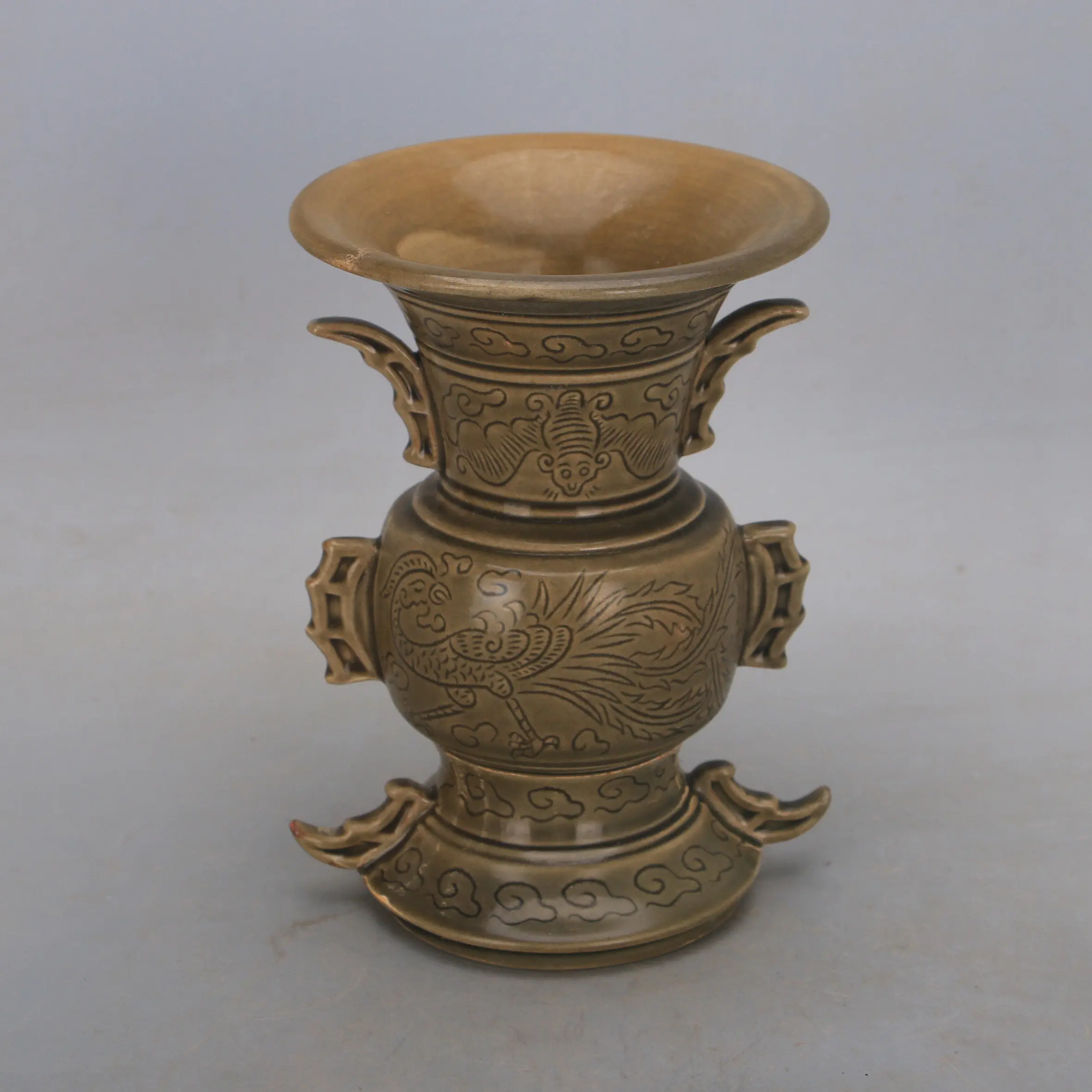 Song Yue Kiln Style Celadon Carved Phoenix Pattern Vase Fine Quality Home Decor Ornament