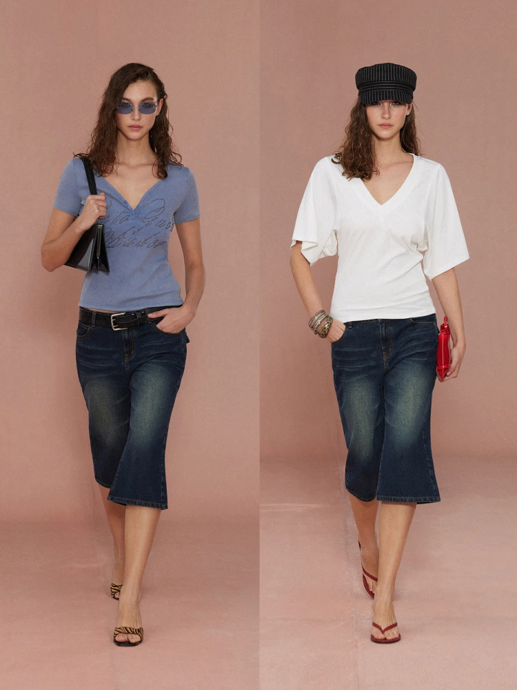 

Randpickee Retro Series Washed Blue Micro Flared Seven-Foot Denim Jeans Low Waist Casual Style Zipper Closure Straight Leg