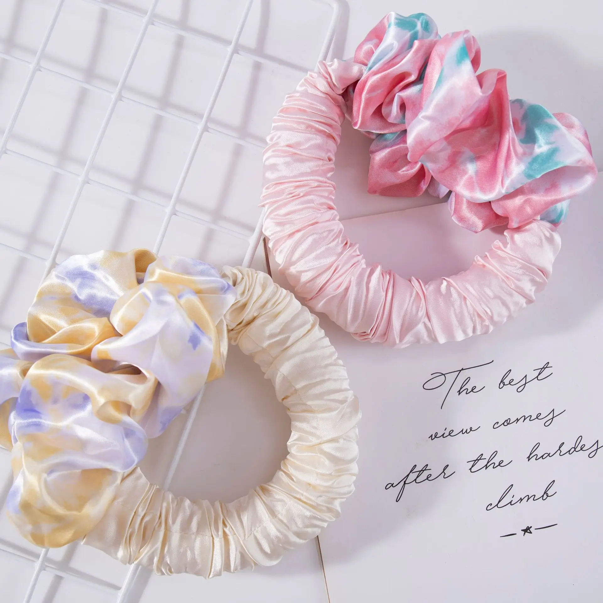 Tie-Dye Bun Updo Curling Iron Artifact Curly Hair Band Untraceable Portable Lazyman Sleep No-Iron Styling Hair-Friendly Big Wave
