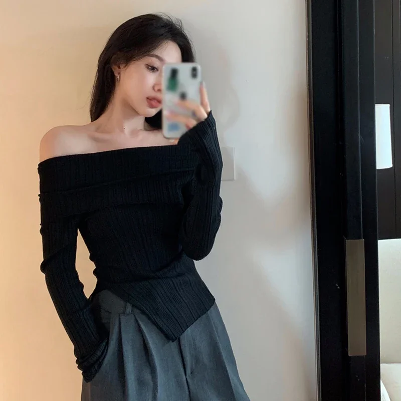 

Autumn Off shoulder Women's tops Long sleeved Slim fitting Sexy Short style Bottomed shirt Women's Sweaters Irregular