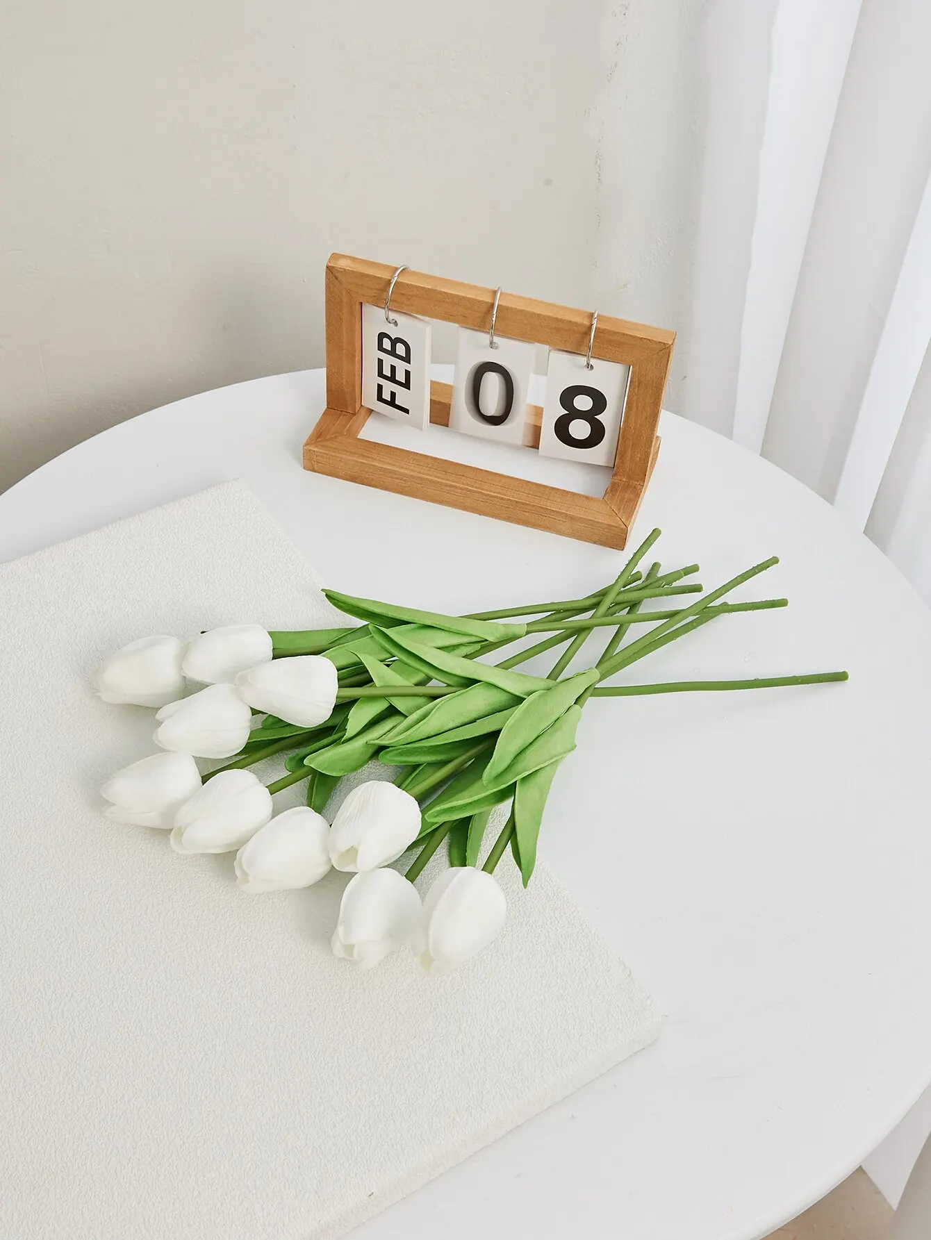 Simulazione tulipano bianco Feel Tulip Flower decorazione della casa ornamenti fotografia di nozze puntelli fiori finti 10 pz/20 pz