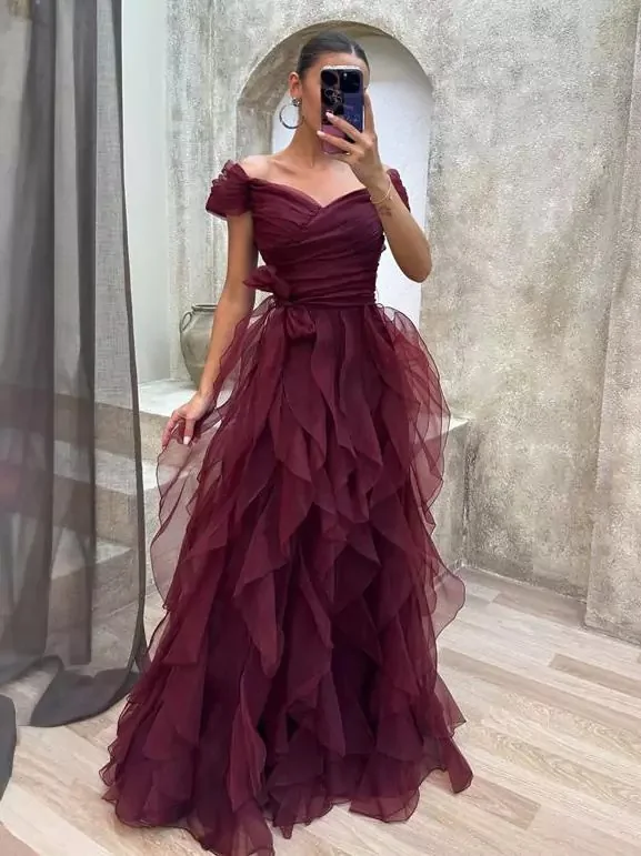

Customized Retro Tulle Criss-Cross Pleat Bow A-line Off-the-shoulder Long Dresses Bespoke Occasion Dresses Elegant Modern Style