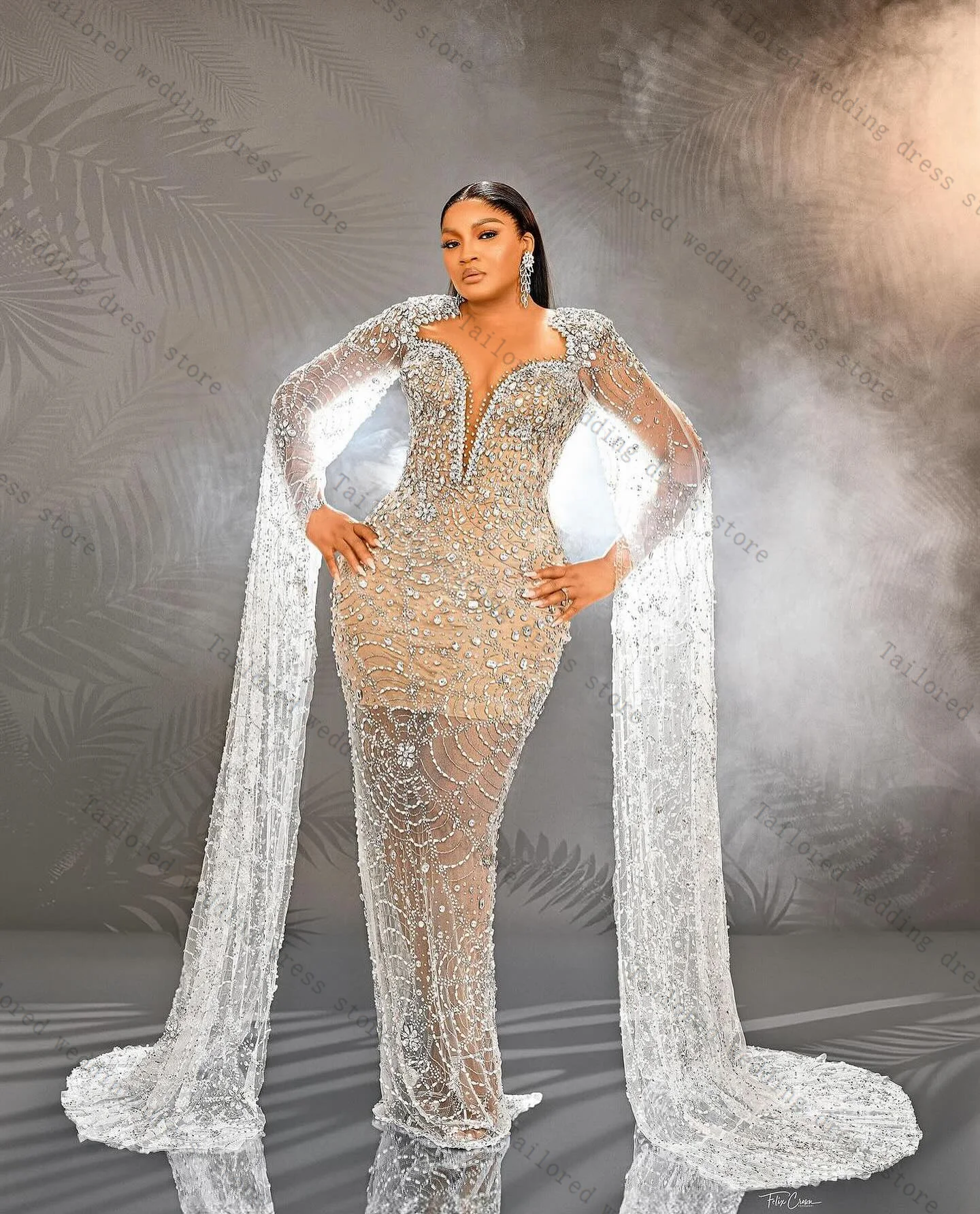 Cristaux de luxe robes de bal allongeant manches longues col en V sirène Robe de soirée personnalisé à lacets dos Robe de mariée