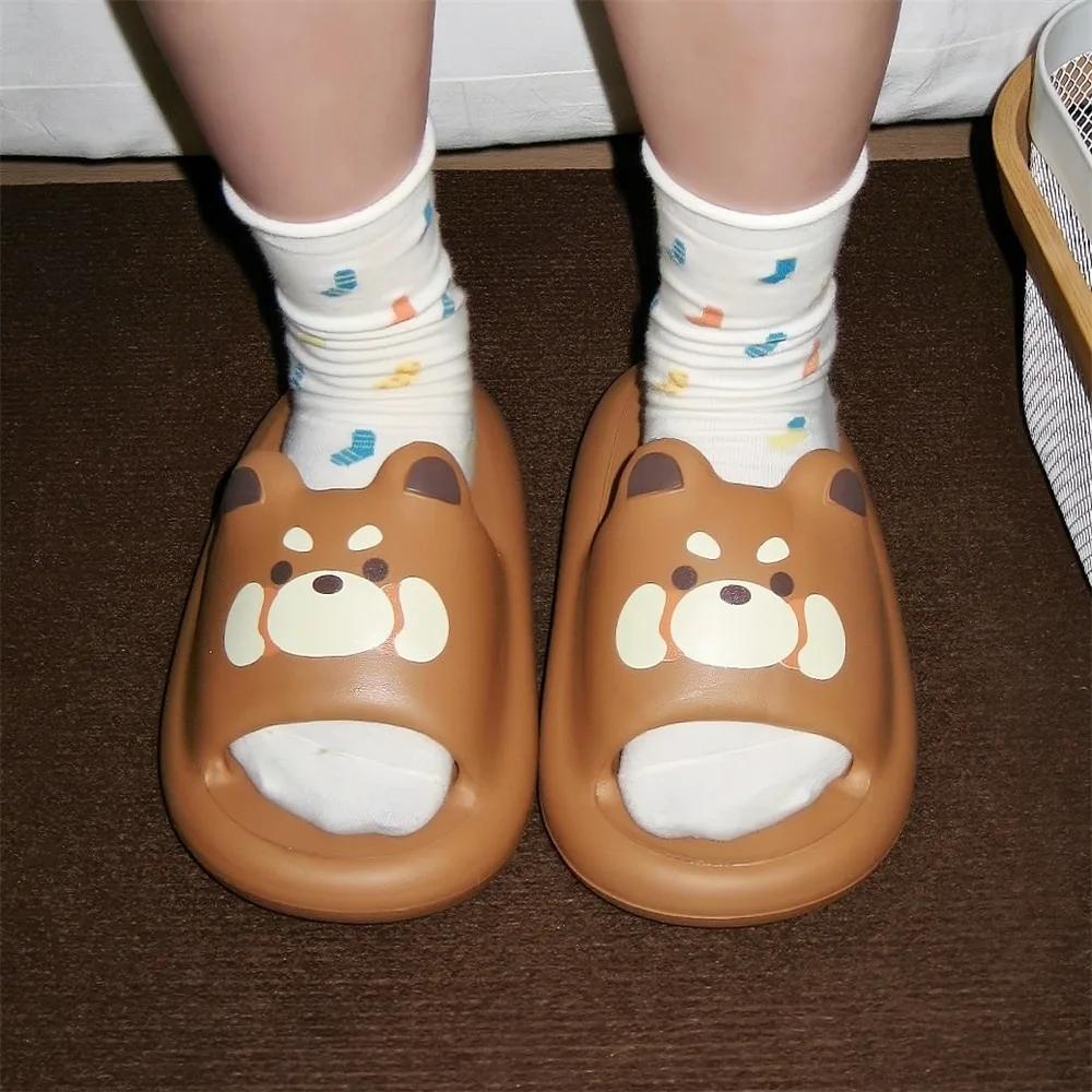 

Casual Creative Red Panda Slippers Thick Sole Non-Slip Red Panda EVA Slippers Soft Bottom Cartoon Kawaii Animal Slides Bedroom