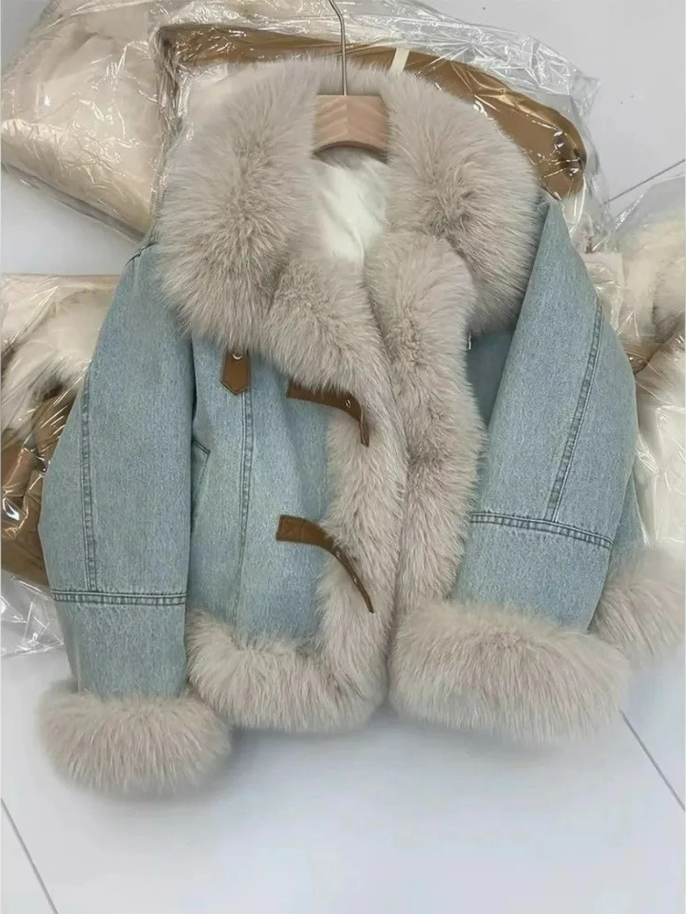 Women Thick Denim Jackets Turn Down Collar Warm Solid Coats Long Sleeve Spliced Button Pockets Cardigan Fur Collar Autumn Winter 2 Women Thick Denim Jackets Turn Down Collar Warm Solid Coats Long Sleeve Spliced Button Pockets Cardigan Fur Collar Autumn Winter 2