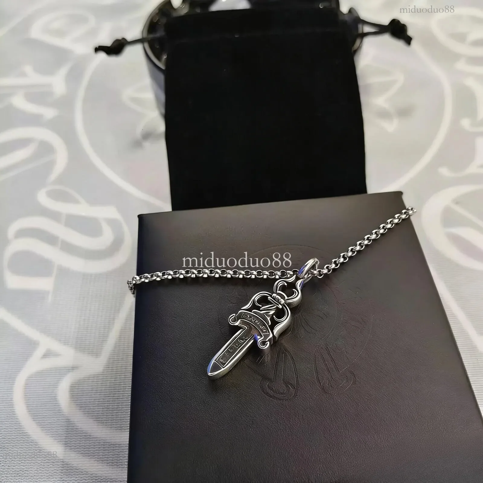 chrome necklace Designer Pendant Chrome Necklaces Cross New Vintage Pendant Cross Crome Chain Couples Black Chain White Diamonds Chrme Jewelry cross necklace a5f