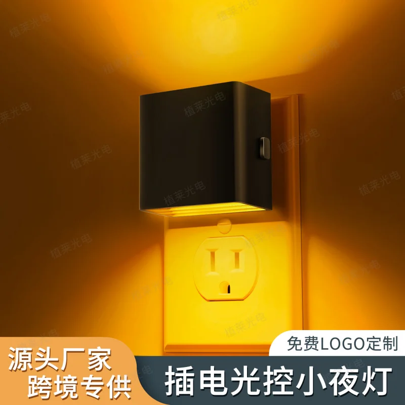 

Янтарный свет, имитация настенного светильника, настенная вилка, управление светом, ночник, черный корпус вверх и вниз, светящаяся атмосфера прикроватной тумбочки для спальни