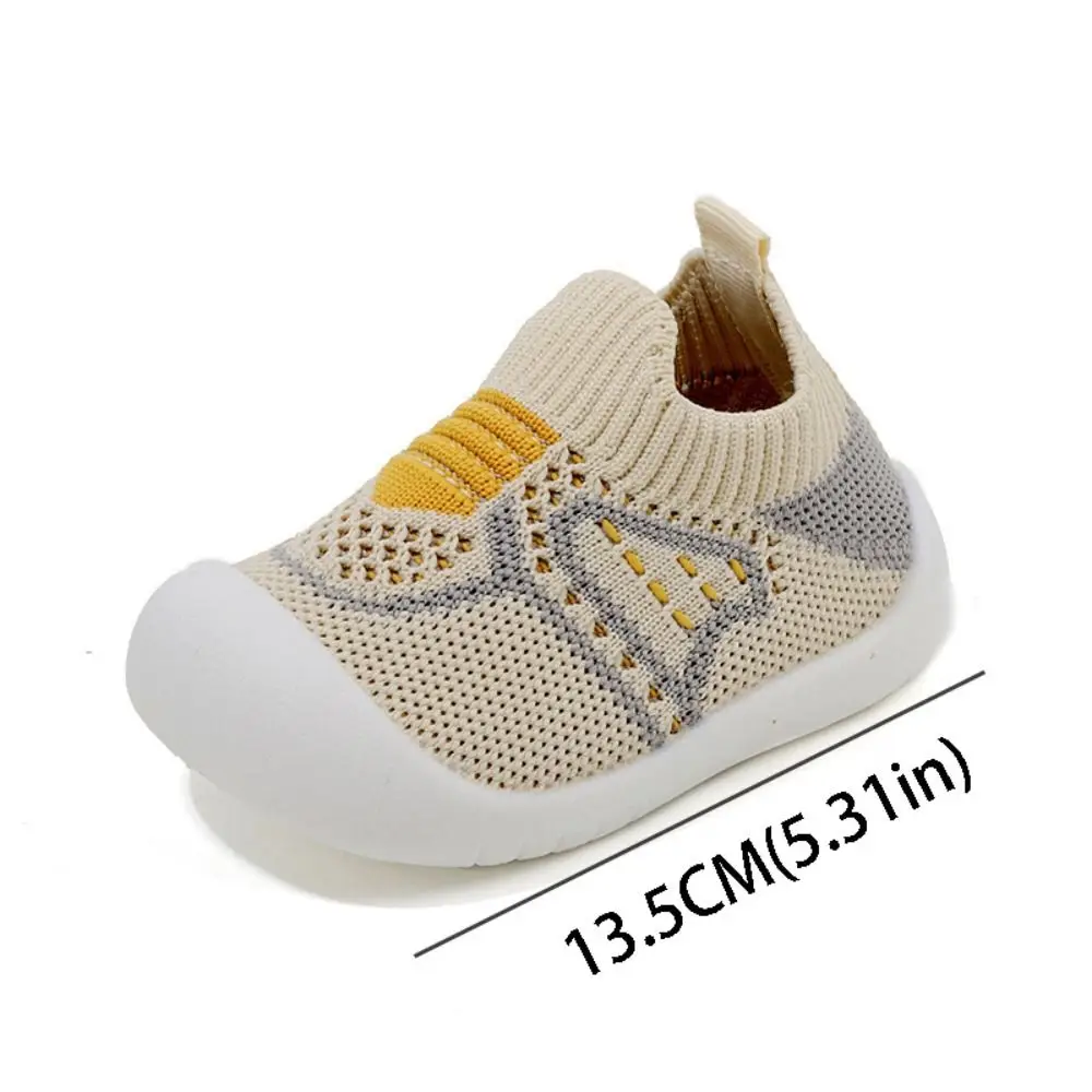 Scarpe da bambino in rete traspirante con design a rete Fondo antiscivolo Suola morbida Scarpe da bambino antiscivolo Tessuto traspirante leggero