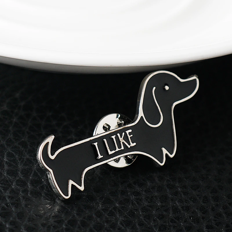 Animal Dog Brooch I LIKE Dachshund Dog Lapel Pin Cute Women Men Bag Pins Accessories Metal Colar Gift