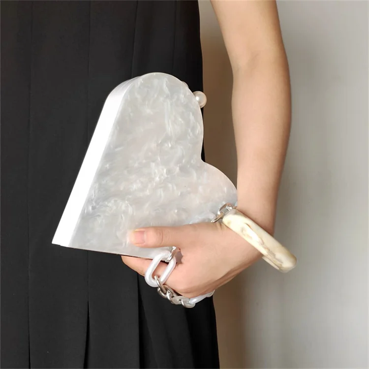2022 fashion design pearl white heart shape acrylic clutch bag with acrylic chain