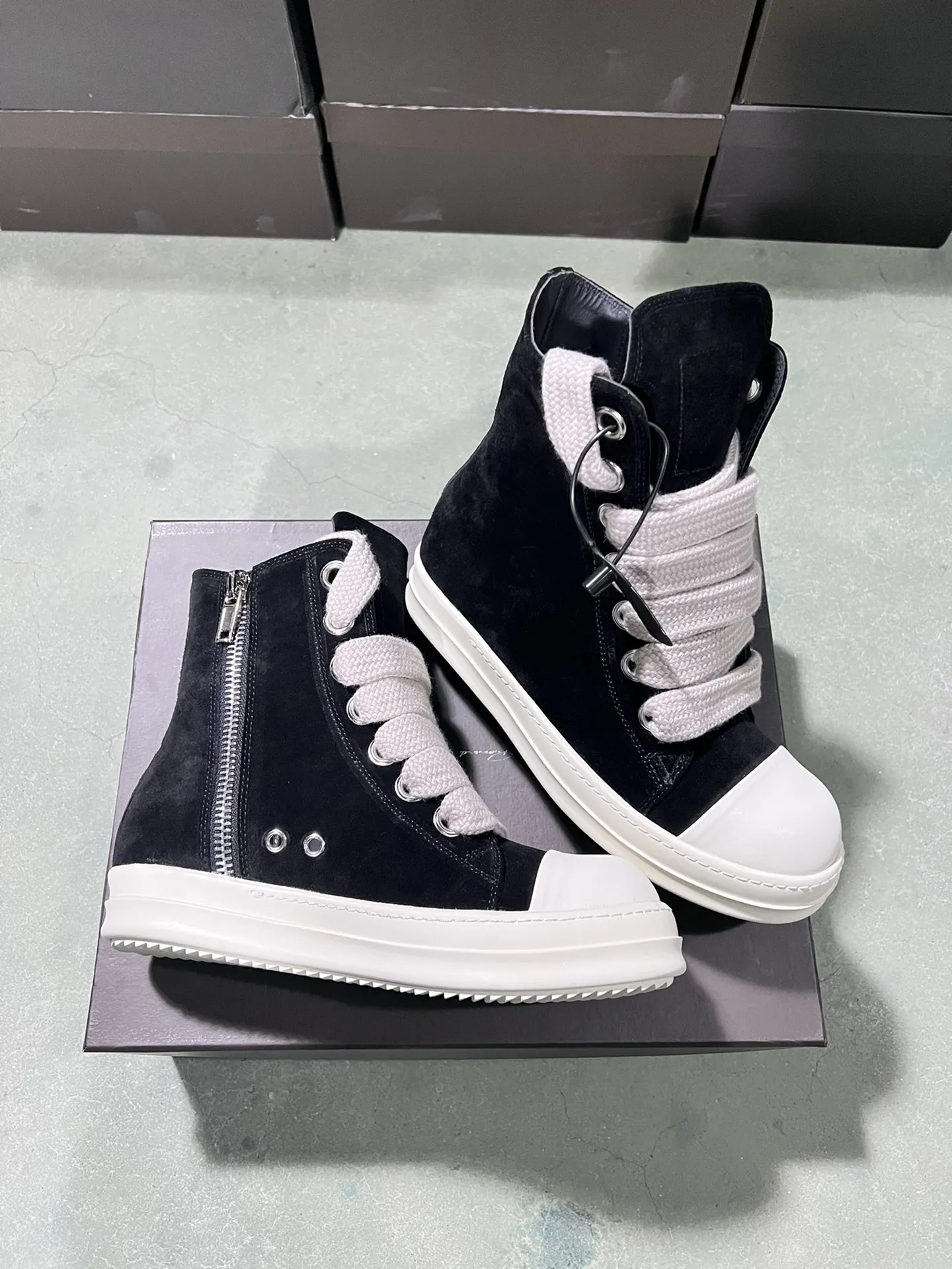 Ricks Men Casual Shoes Classic Black Cow Suede High Top Thick Shoelaces Zipper Design Owens Flat Sneaker Owens Women Ankle Boots