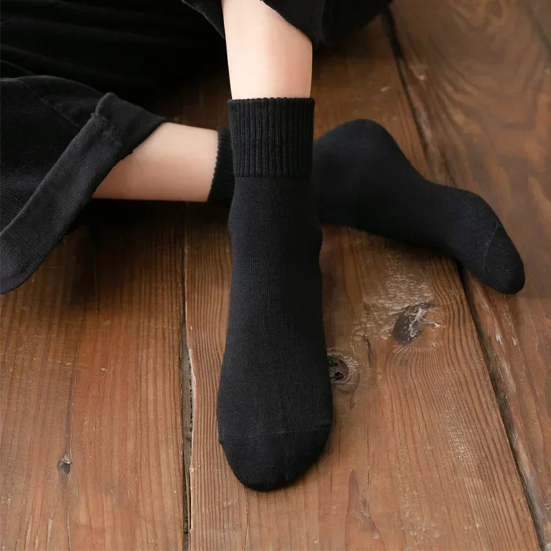 5PCS Women Cotton Socks Autumn Winter Solid Color Breathable Soft Mid-Sleeve Socks Deodorant And Anti-Athlete Cute Socks