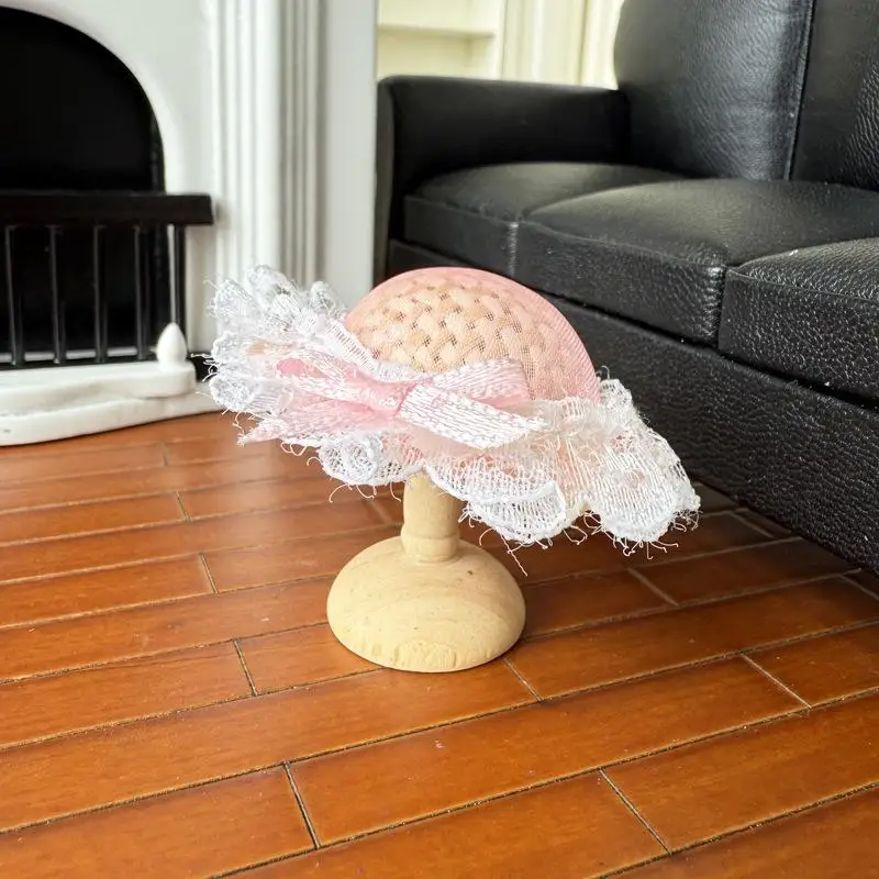 1/12 Dollhouse Mini Lace Princess Wooden Hat Holder Doll Dress Up Accessories Dollhouse Decoration Props Pretend Play Toys
