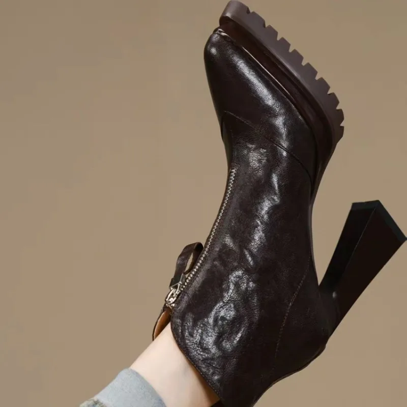 أشار تو سوبر عالية الكعب المرأة تنوعا كتلة كعب منصة أحذية واحدة 2025 الجوارب الجديدة