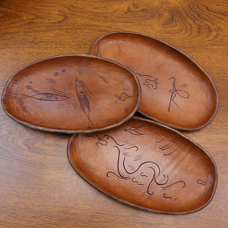 small-size-leather-tray-display-storage-plant-tanned-leather-vintage-embossed-leather-waking-grass-plate-jewelry-plate