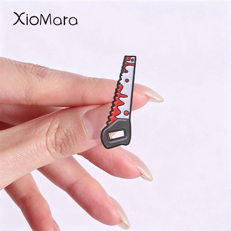 Halloween Spooky Blood Stained Badge Gothic Tool Enamel Pins Fashion Lapel Brooches Backpack Clothes Jewelry Gift for Friends