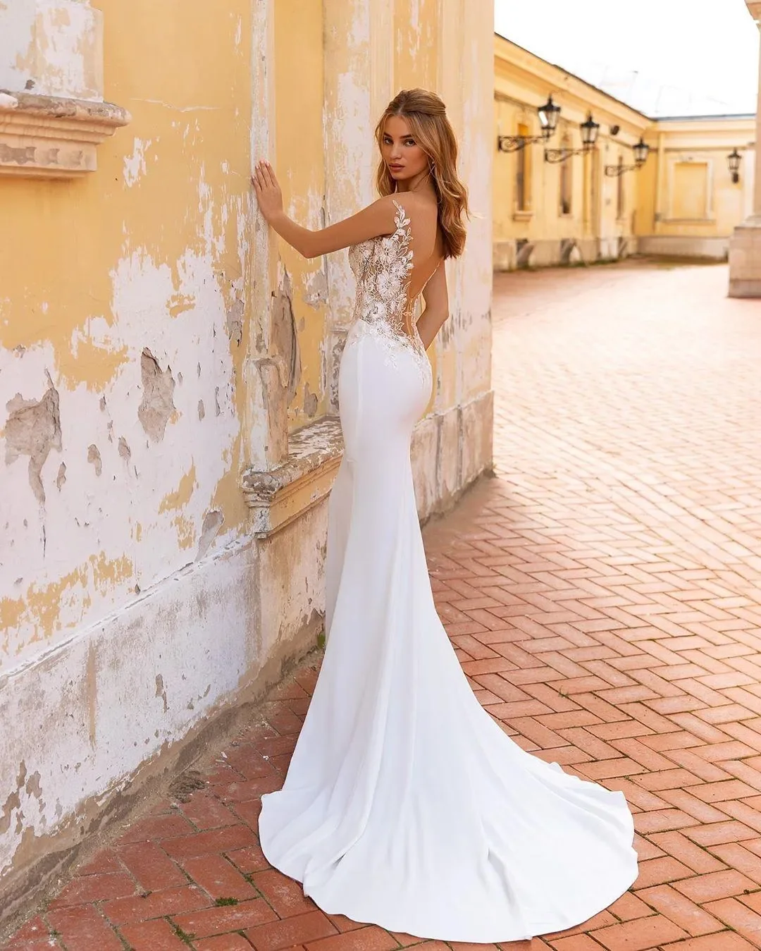 New Luxury Mermaid sexy V-neck decal halter with detachable hem wedding dress Beach Garden Romantic elegant bridal party dress