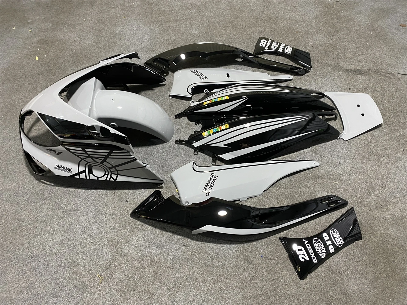 Motorcycle Fairing kit for Yamaha TMAX500 01-07 500 2001 2002 2003 2004 2005 2006 2007 Fairing cement grey Black White