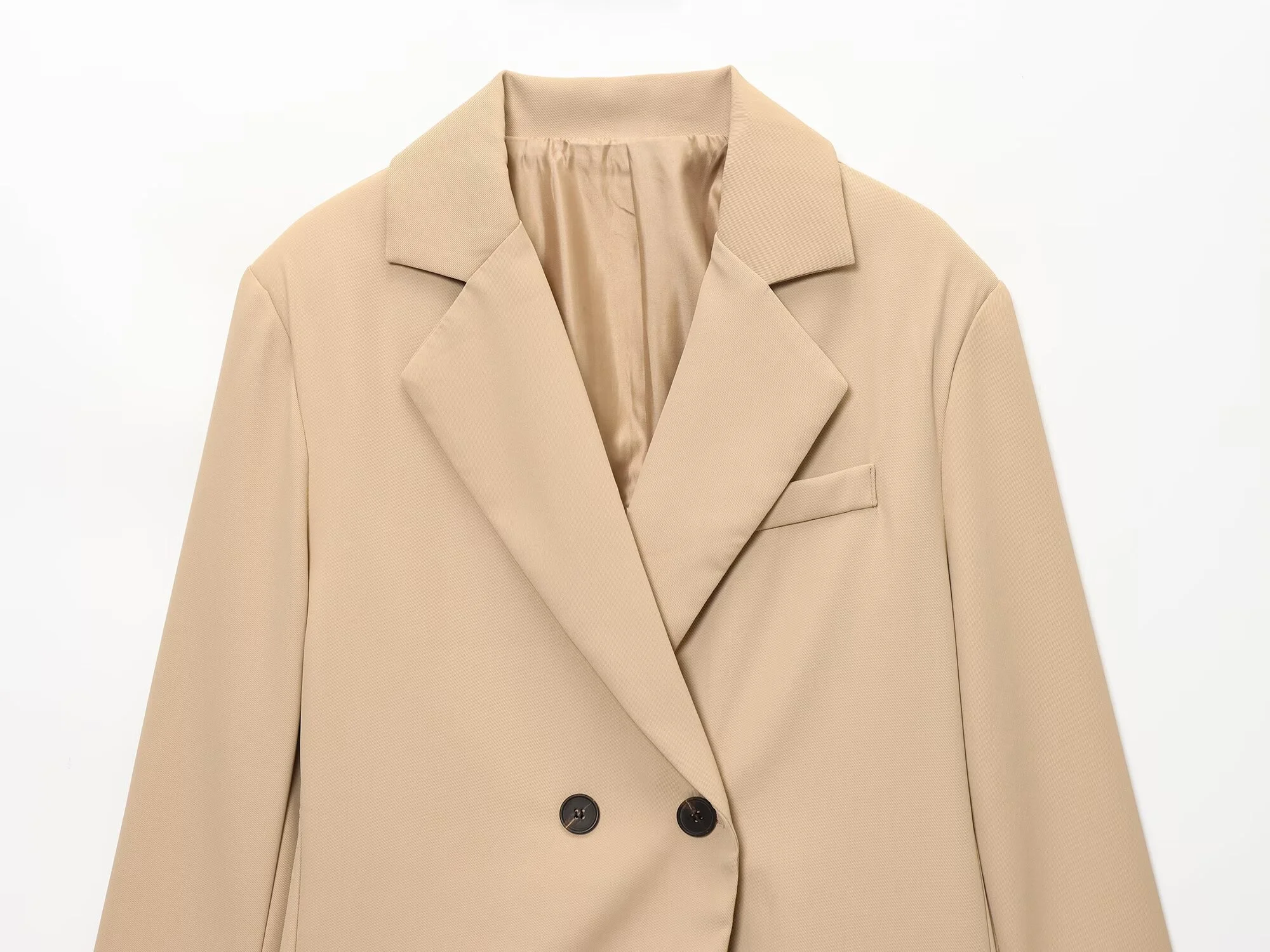 Damska kurtka garniturowa na zimę 2025, casualowa, w stylu dojazdowym, z klapami, długim rękawem, dwurzędowa, zapinana na dwa guziki, podkreślająca talię, dopasowana.