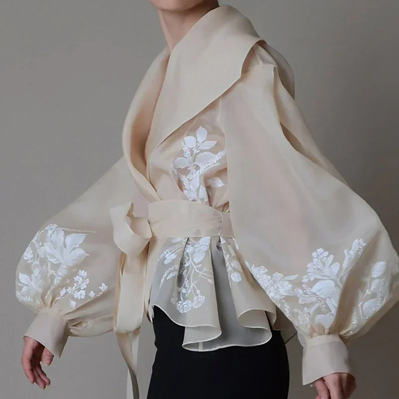 

Винтажная женская блузка из органзы с воротником с лацканами на шнуровке и бантом-фонариком, рубашка хитового цвета с длинными рукавами, женская мода 2020