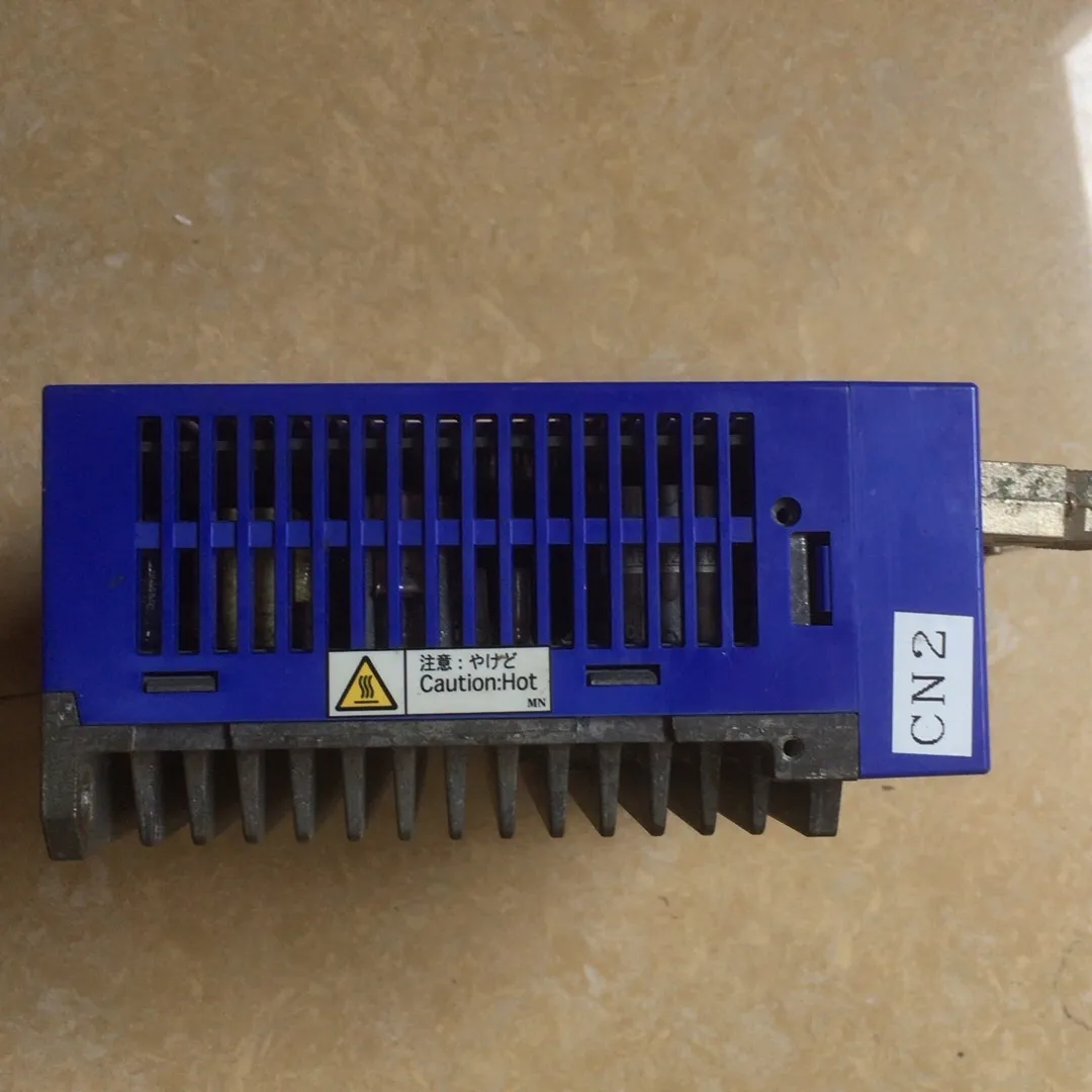 Servomoteur M-EDC-PS1006AB502 Avec garantie