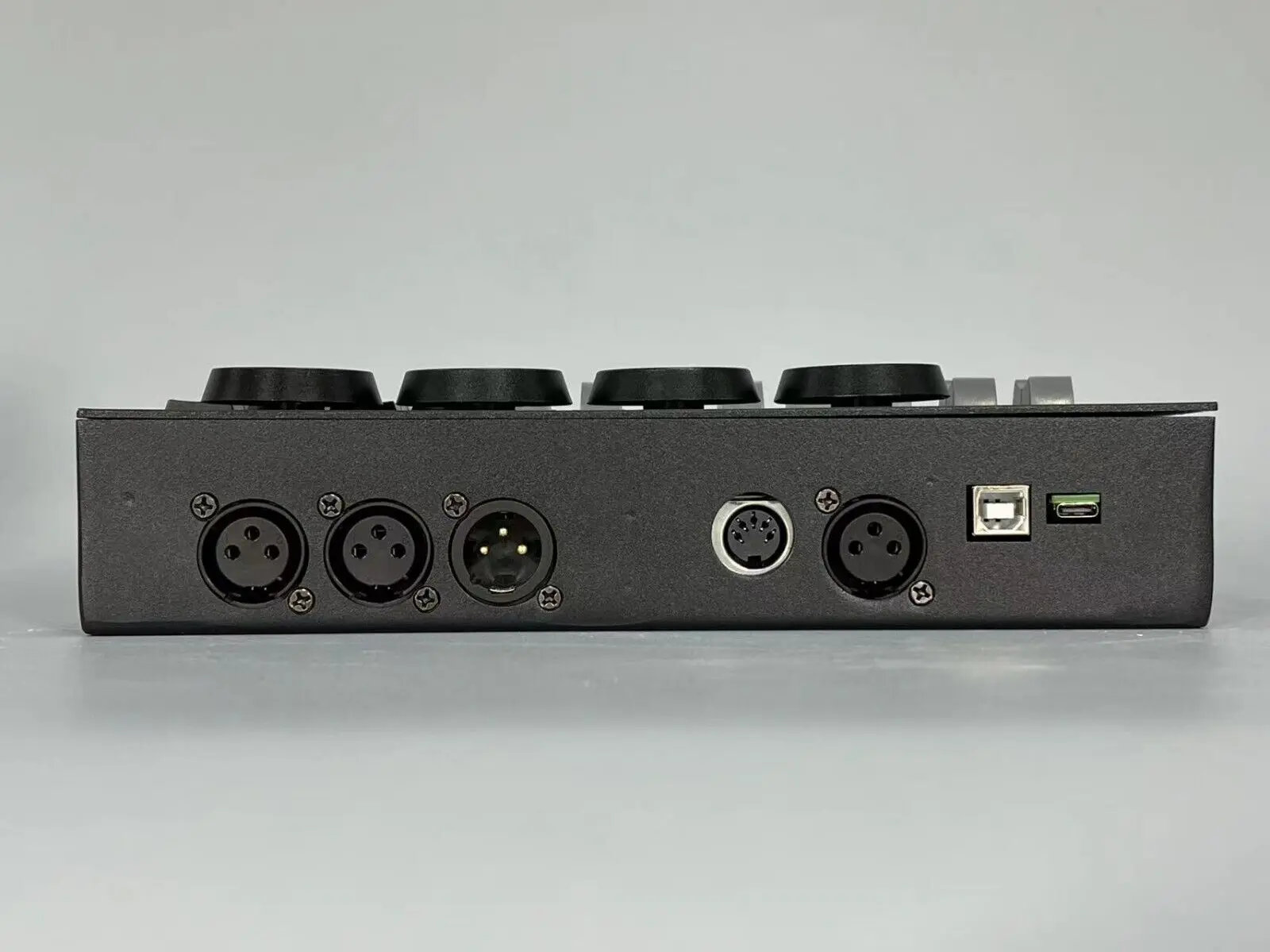 Konsola sterująca MA2 Mini Command Wing 512, sterowanie oświetleniem DMX, sprzęt sceniczny, ściemniacz