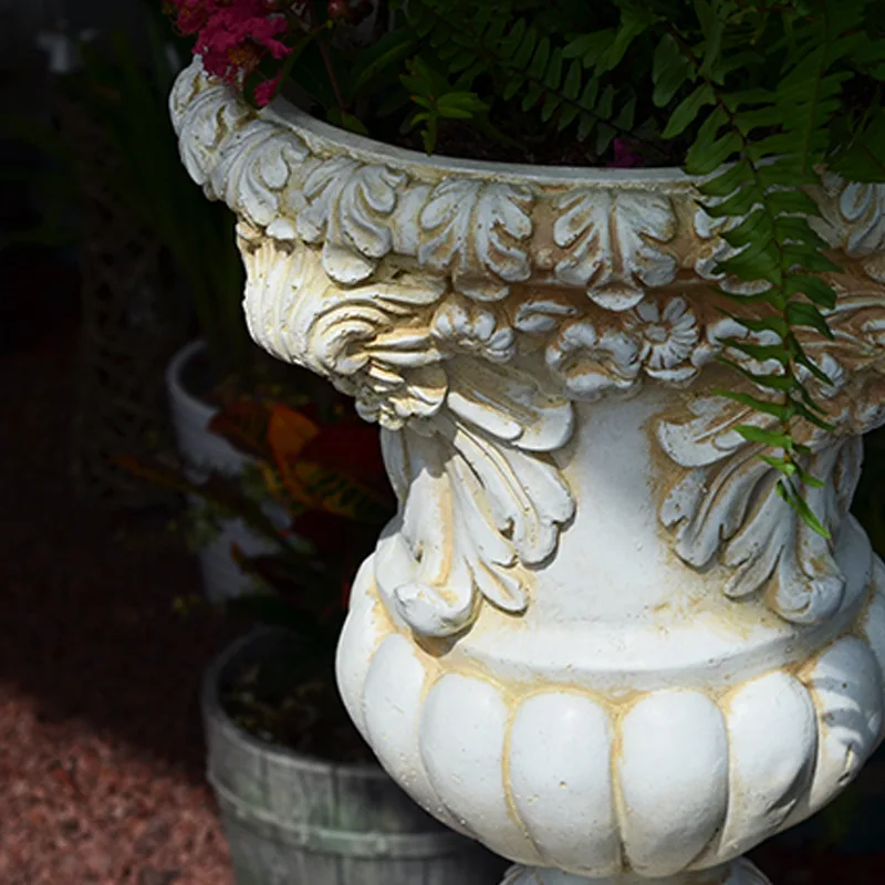 European vintage garden embossed planter villa courtyard balcony Roman column outdoor home decoration ornaments