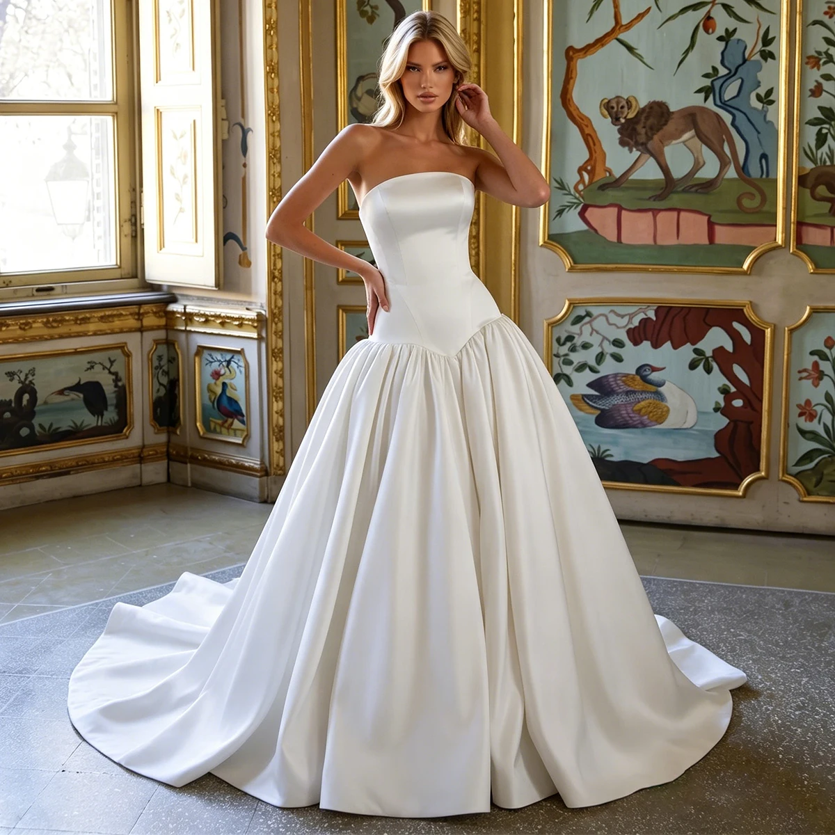 

Simple Satin Strapless Wedding Dress With Train Pleated Long Ball Gown Bridal Party Gown For Bride Vestidos Novia