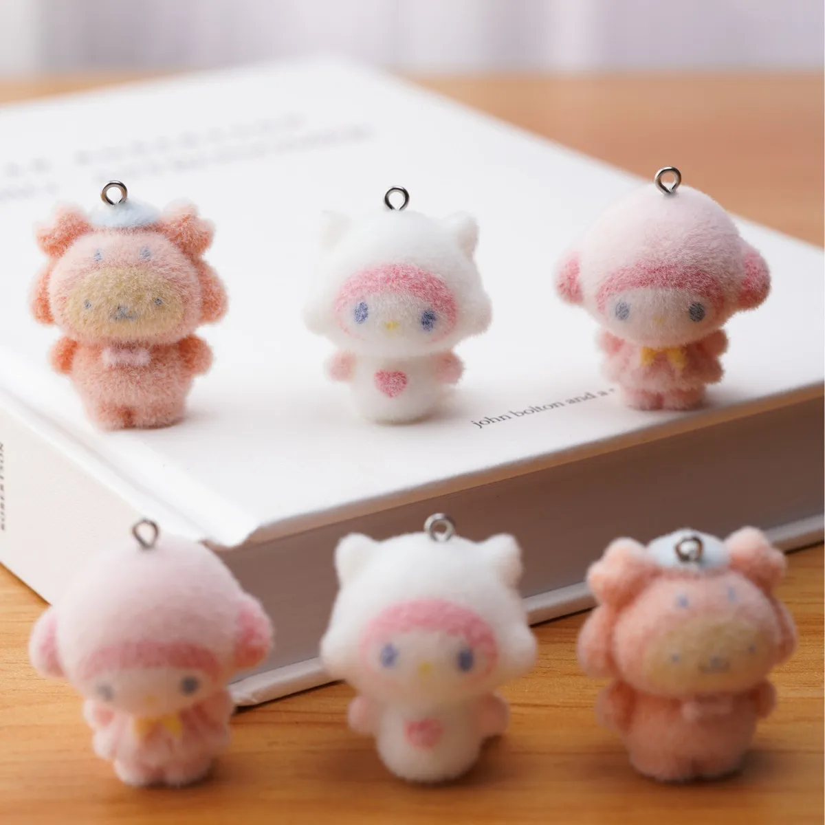 

6pcs Kawaii Flocking Pudding dog Sheep Resin Charms Cute Cartoon Animal Pendant for Keychains Necklace DIY Crafts Jewelry Make