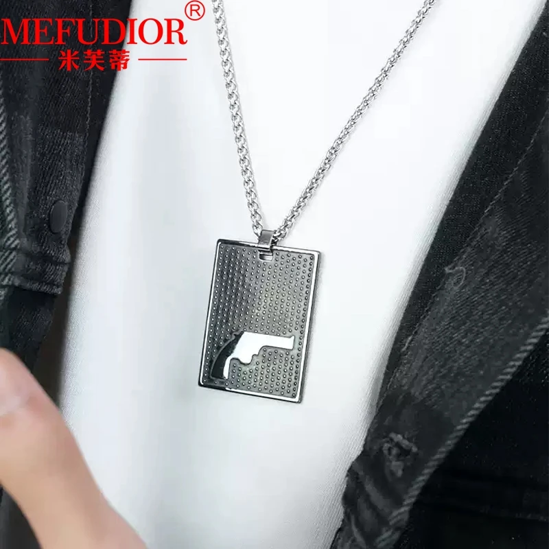 Tungsten Gold Revolver Gun Necklace for Men Yellow Gold\Black Color Male Pendants 55cm Chain Hip Hop Couple Party Jewelry Gift