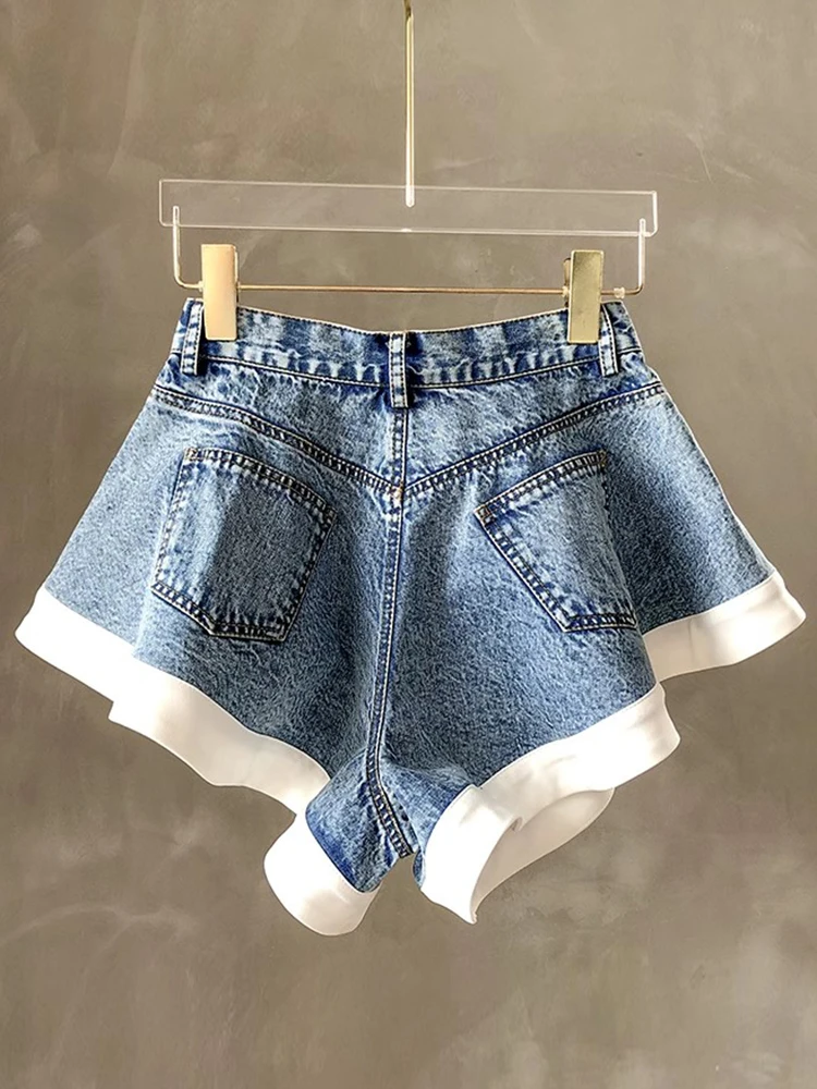 VGH pantalones cortos de mezclilla con bolsillo de retazos para mujer, cintura alta, botones empalmados, pantalones cortos casuales minimalistas,