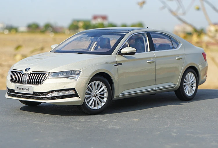 1:18 originele fabriek, Shanghai VW, Skoda 2020, nieuw SUPERB automodel