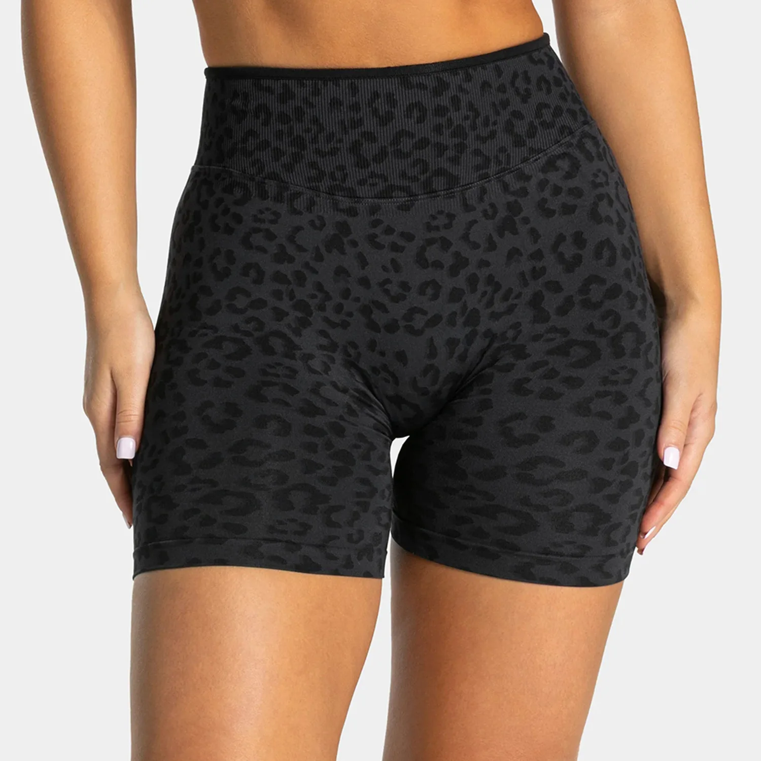 

Sports Shorts Women Leopard Print Seamless Breathable Soft Comfy Butt Lifting Running Workout Tummy Control Fitness Yoga Short