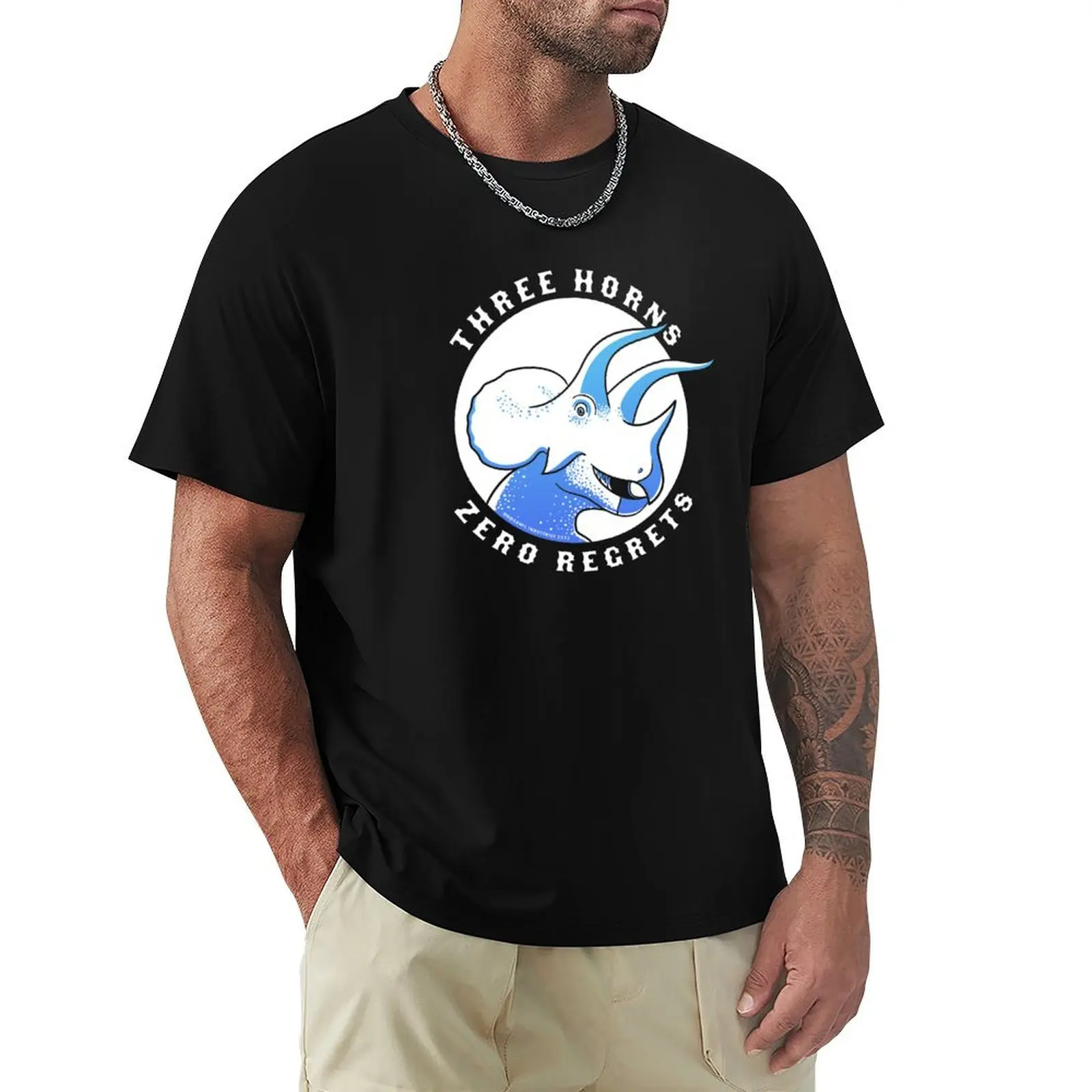 Three Horns, Zero Regrets Triceratops (blue) T-Shirt Anti-Wrinkle Short Sleeve T-Shirt