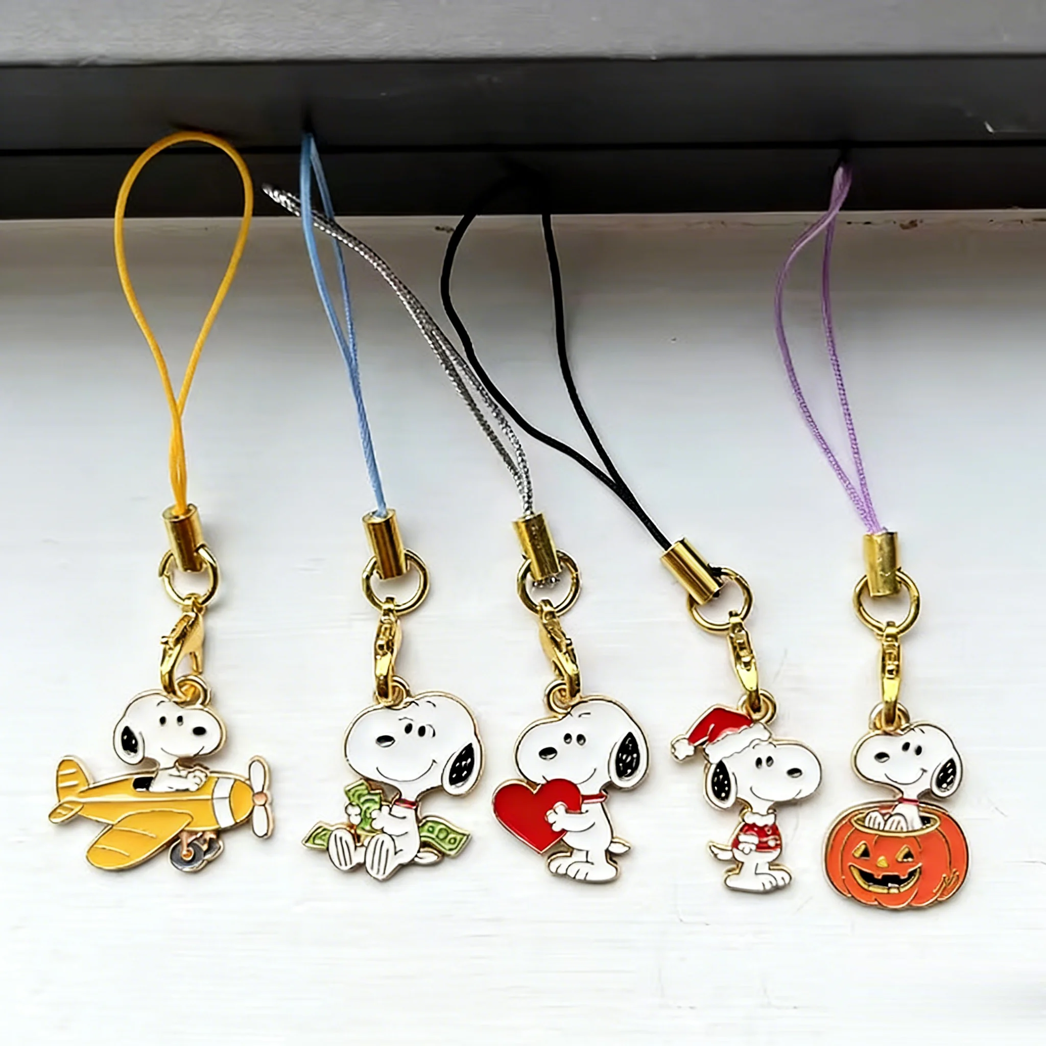 5pcs Snoopy Anime Keychain Phone Chain Key Lanyard Schoolbag Decoration Kawaii Bag Key Chain Jewelry, Small Gift for Friedns view 6