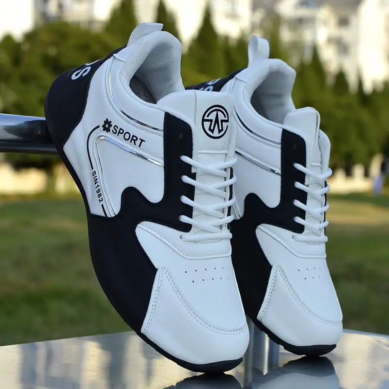

Men's Casual Leather Surface Shoes Anti-slip Running Shoes Waterproof Sports Shoes Dad Shoes Fall Winter Collection 2023