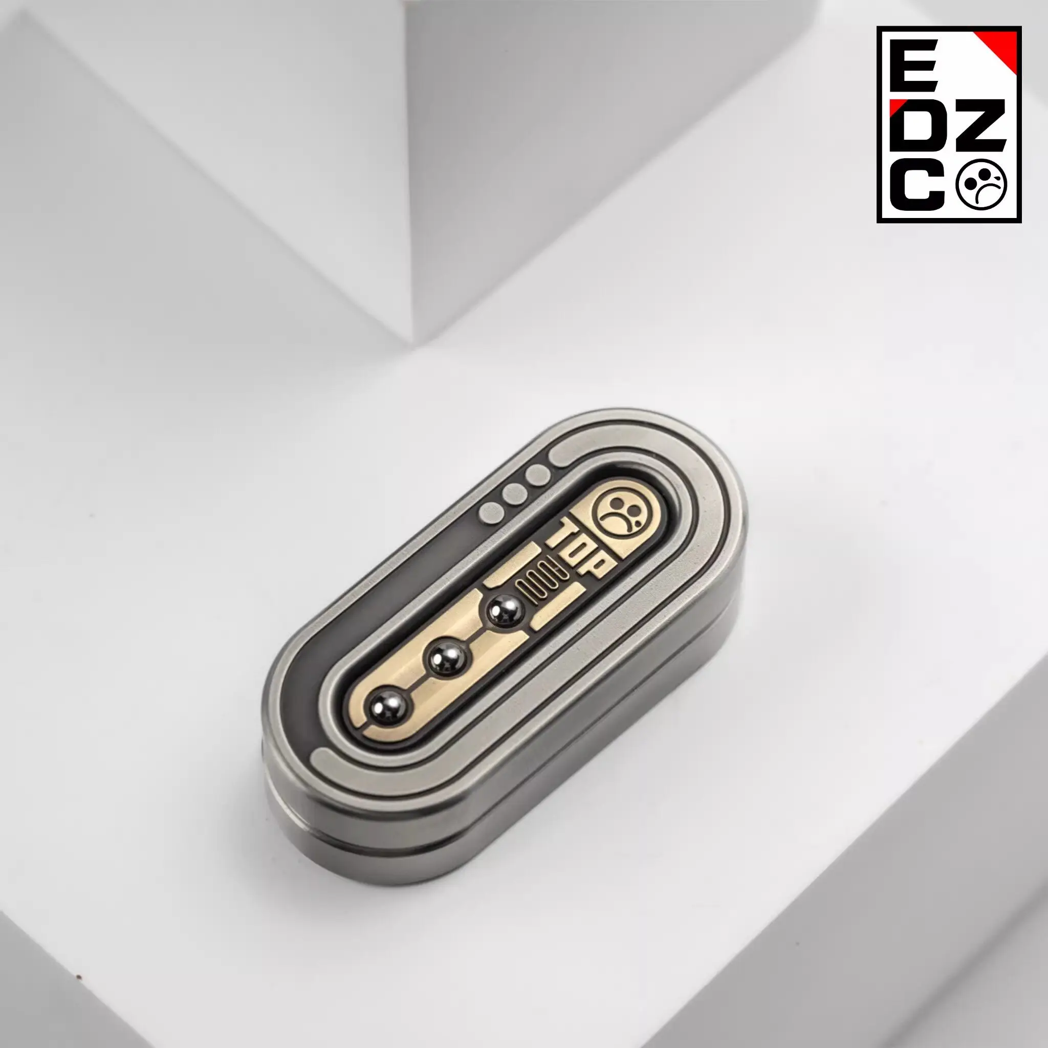 

1pc Dz.2025 New Greedy Snake TOPB Embedding Technology Metal Machinery EDC Decompression Toy Brand Promotion Pop Coin