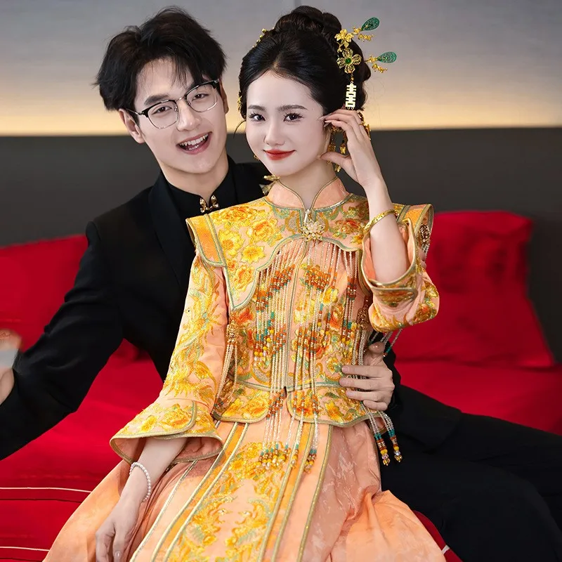 

Luxurious tassel new Chinese-style dragon and phoenix gown dress