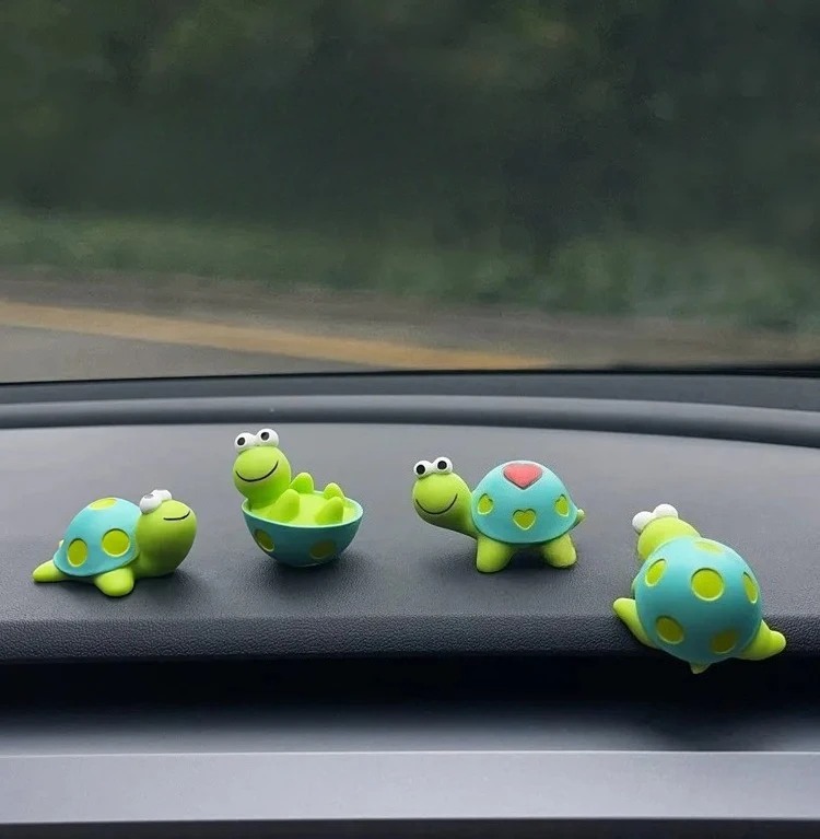 New 1Pcs Car Turtle Ornament Car Dashboard Rearview Mirror Cartoon Resin Animal Ornaments Mini Turtle DIY Decoration Accessories
