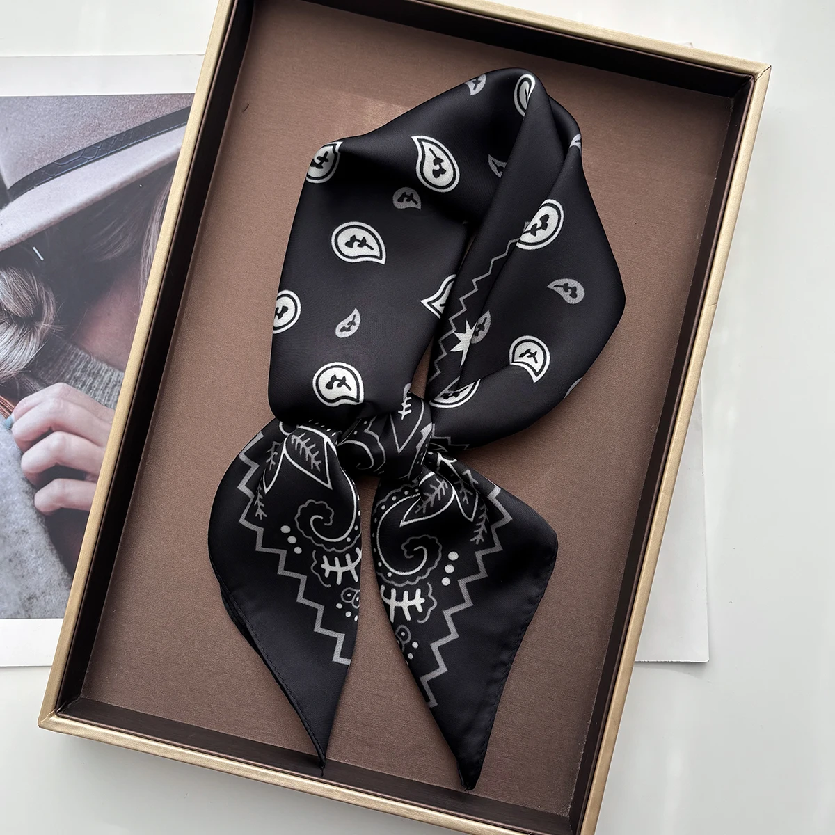Paisley Gedruckt Quadrat Schal Für Frauen Elegante Imitation Seide Schals Bandanas Retro Hijab Halstuch Luxus Schal Wraps – Detail 8