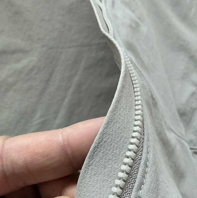 Herren-Softshell-Kapuzenjacke – Leichte Reißverschluss-Jacke für den Alltag im Herbst und für Outdoor-Aktivitäten – Detail 16