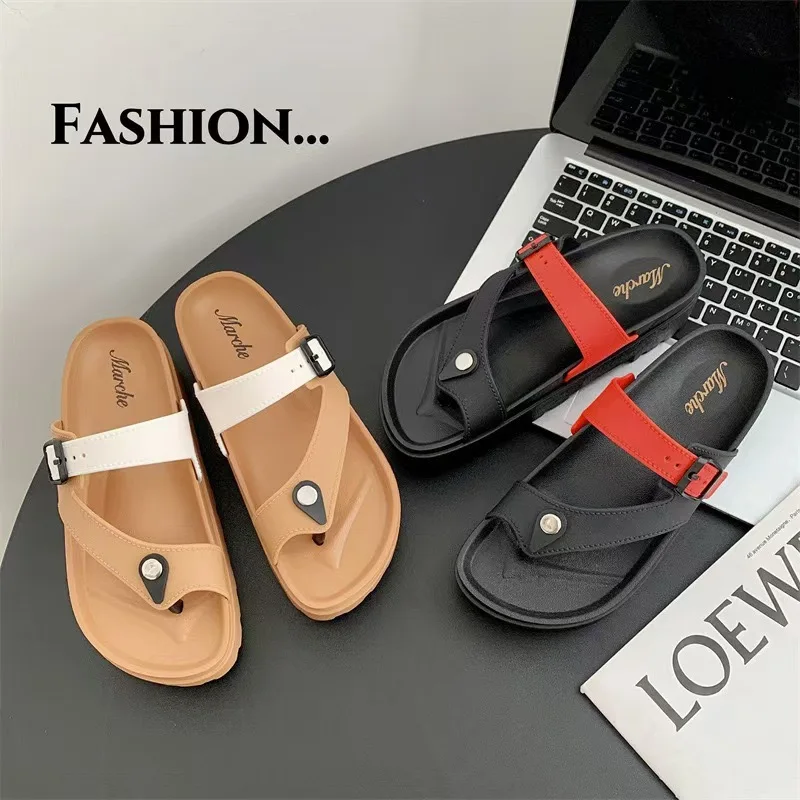 

Женские сандалии на толстой подошве, модные и повседневные, легко сочетаются с другими предметами гардероба, можно носить на улице, нескользящие шлепанцы.