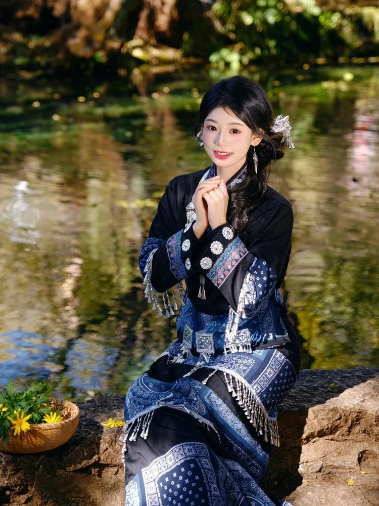 

Ethnic costumes, exotic travel photography, style suits, photography clothing, women's wear