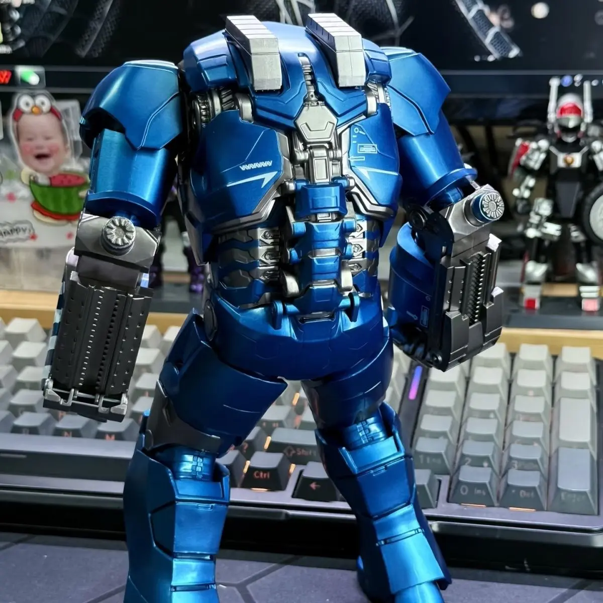 Figurka Marvel Iron Man Mk38 w skali 1/10, kolekcja Iron Man, figurka Mark 38 z ruchomymi przegubami, model zabawka, dekoracja, prezent - dostępna od ręki.