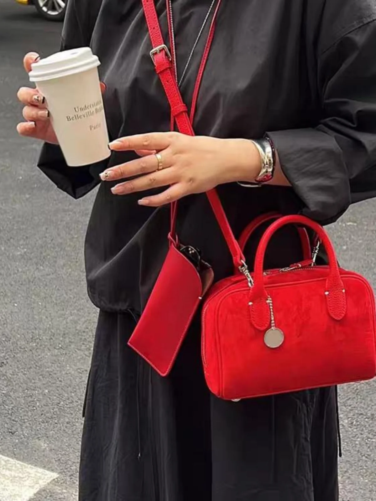 

Red Suede Bowling Bag Women's Handbag 2025 New Luxury Small Luxury High-End Feelings Hand-Held Crossbody Boston Bag