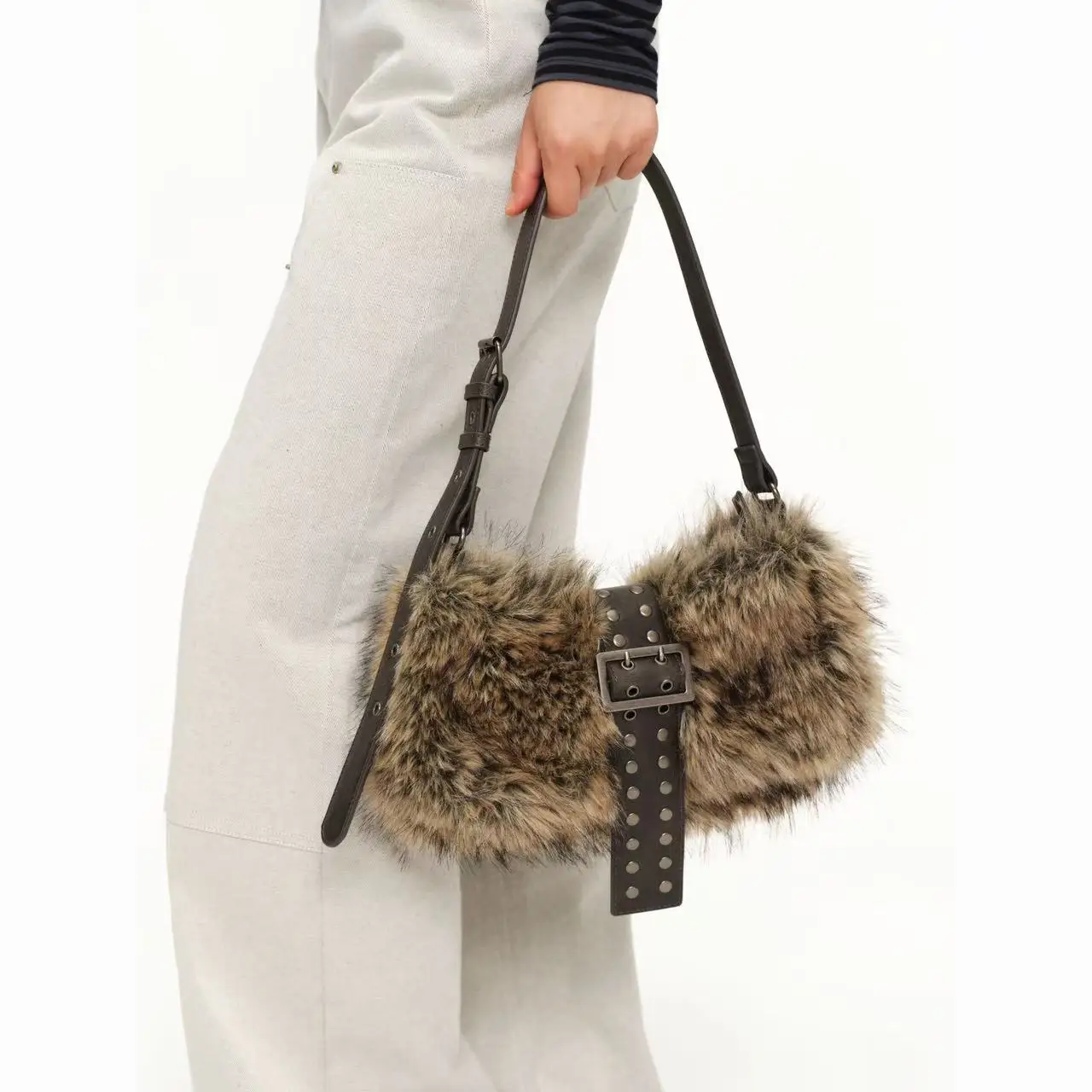 

Новые ГОРЯЧИЕ женские сумки из искусственного меха, классическая женская сумка-тоут, плюшевые сумки на плечо, модная сумка из искусственного меха енота, вечерняя сумка