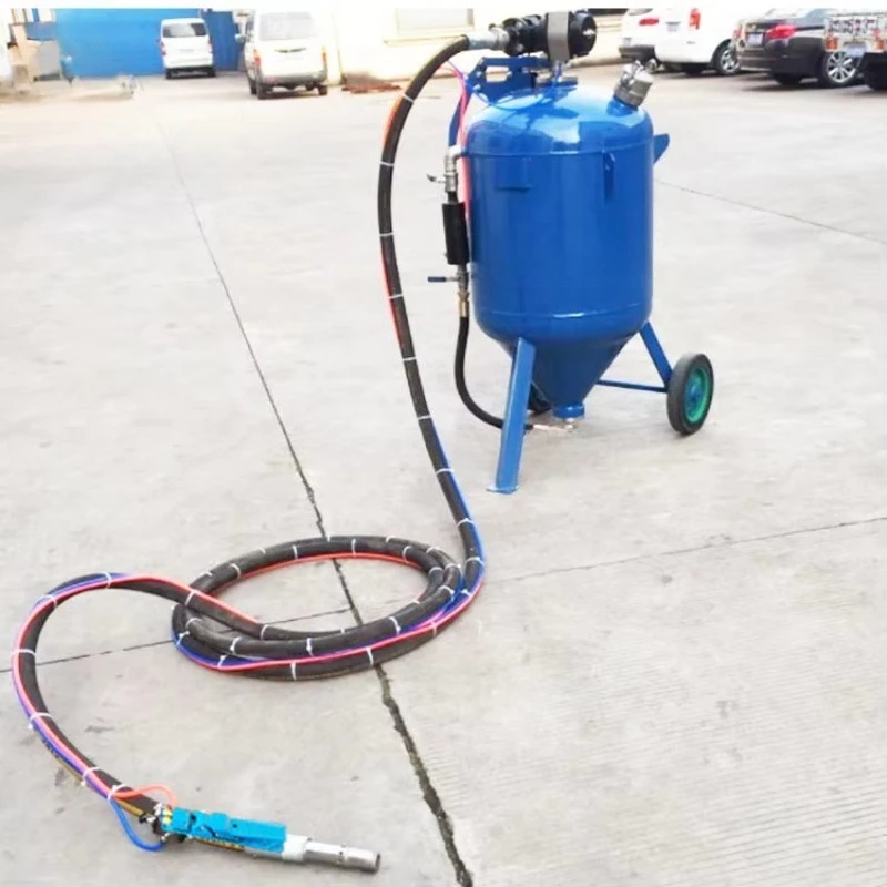 High Quality Dry Wet Sandblasting Machine Dustless Sandblasting Equipment Supply